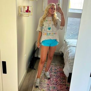 PEANUTS Oversized Graphic Tee!